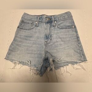 Madewell The Perfect Jean Short, size 24